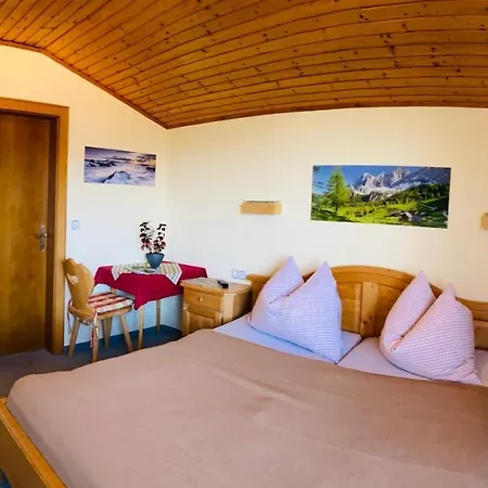 Homestay Haus Bergsicht Schladming
